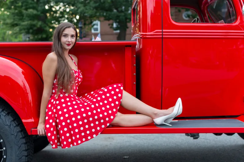All the Right Curves: How Plus-Size Women Are Rewriting the Pin-Up Playbook